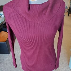 Cowl neck sweater, Juniors size XL